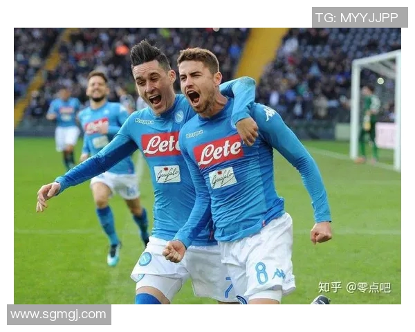 那不勒斯与萨尔茨堡激战正酣谁将赢得这场欧战巅峰对决