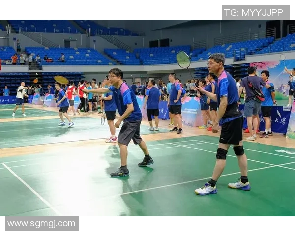 南京羽毛球队与上海羽毛球队耐力对决的精彩赛后分析与反思